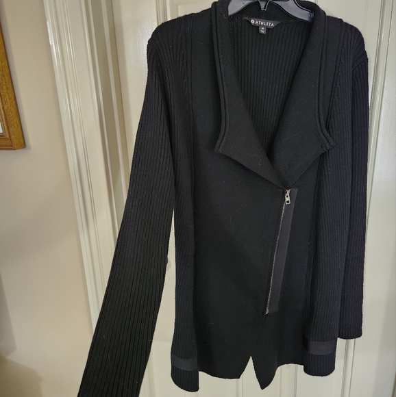 Beautiful new Athleta sweater coat. Black, size Medium. - Picture 2 of 10